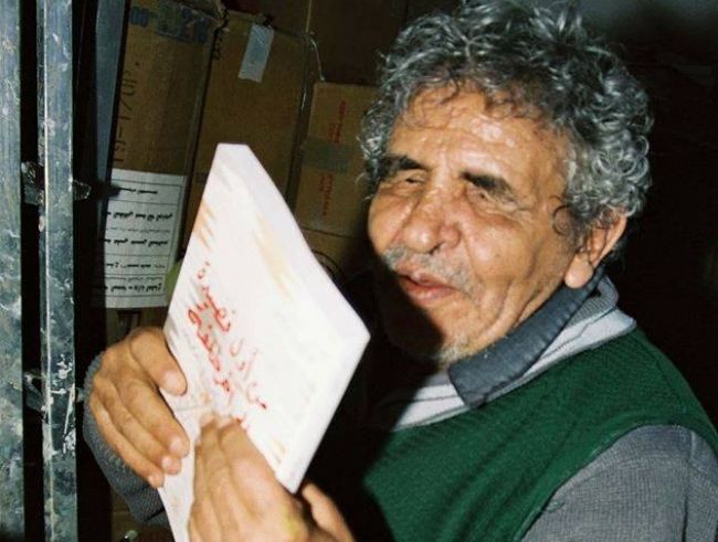 عبدالله البردوني: "رائي اليمن" وبصيرة القصيدة التي اخترقت جدران الغيب