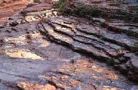 معدن "الزنك والرصاص" في اليمن: مناجم "جبل صلب" وقصة السيادة الصناعية المجهولة