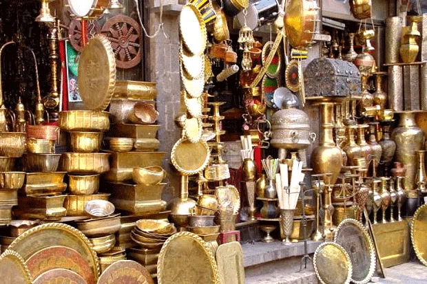 نظام "الأسواق" في اليمن القديم: سيادة "حرم" السوق وقوانين التجارة والتعايش القبلي