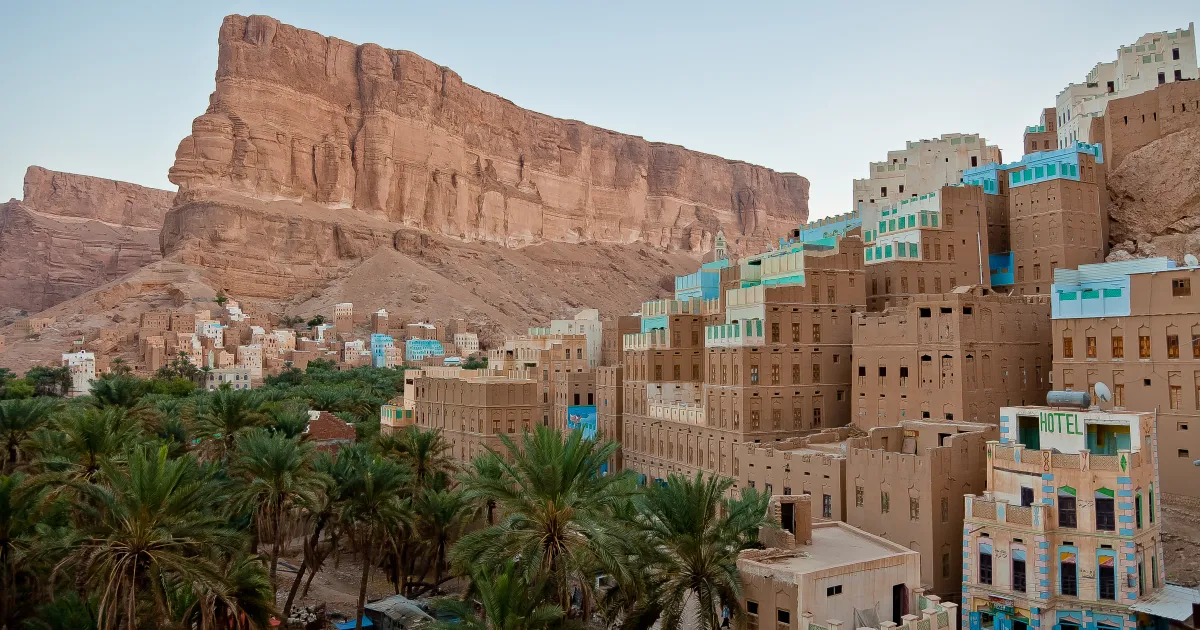 مملكة حضرموت القديمة: سادة البخور وبناة حضارة الأودية والشعاب والسيادة والتاريخ